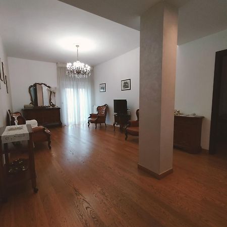 Bari 68 - Comfort Moderno & Fascino Antico Kültér fotó